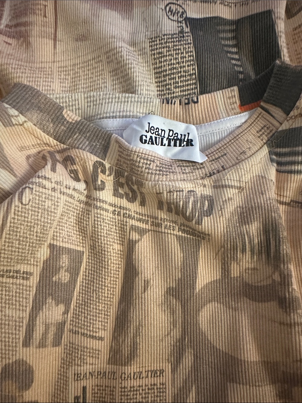 Jean Paul Gaultier Newspaper Print Long Sleeve Dress in Tan and Black - Picture 3 of 4